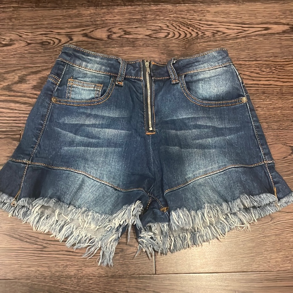 Ruffle Jean shorts
